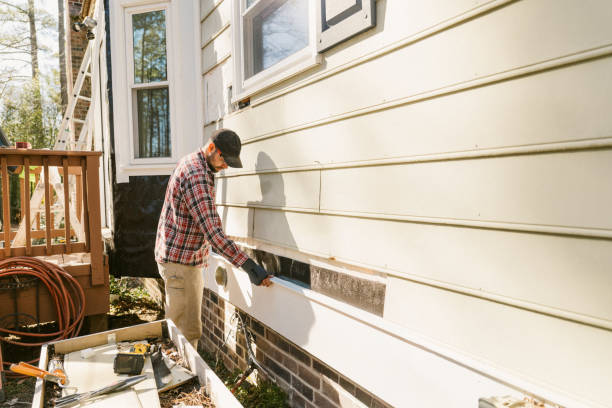 Trusted Storm Damage Siding Repair service in Mims, FL - Creative Siding